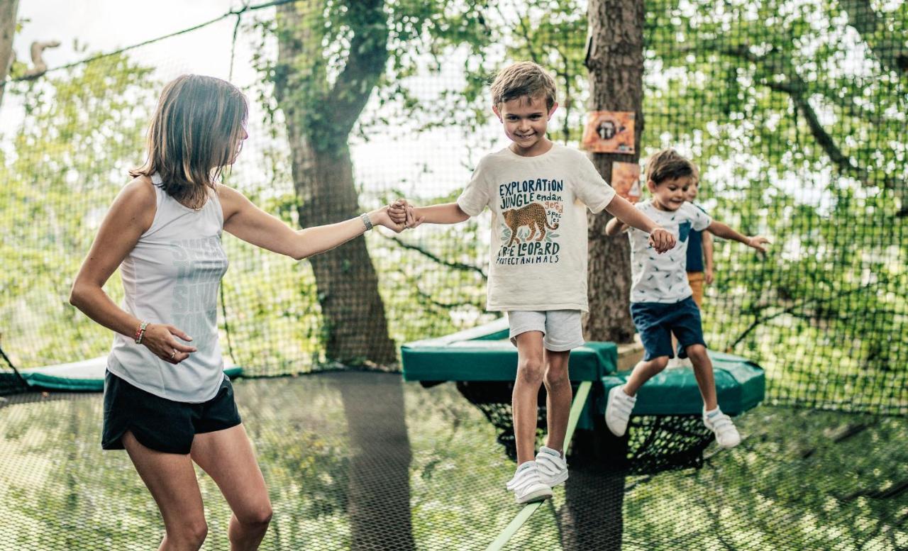קמפר Camping De L'Orangerie De Lanniron מראה חיצוני תמונה